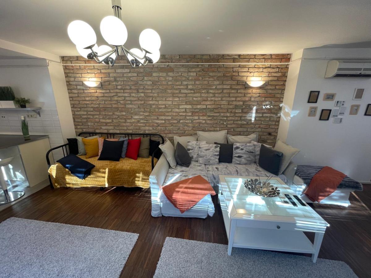 Exclusive Downtown Bella Home Будапеща Екстериор снимка