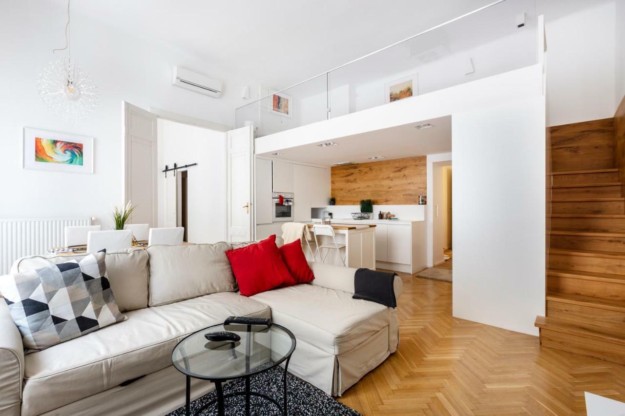 Exclusive Downtown Bella Home Будапеща Екстериор снимка
