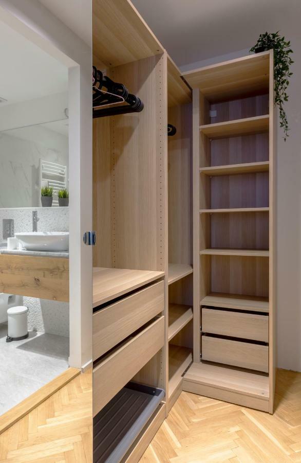 Exclusive Downtown Bella Home Будапеща Екстериор снимка