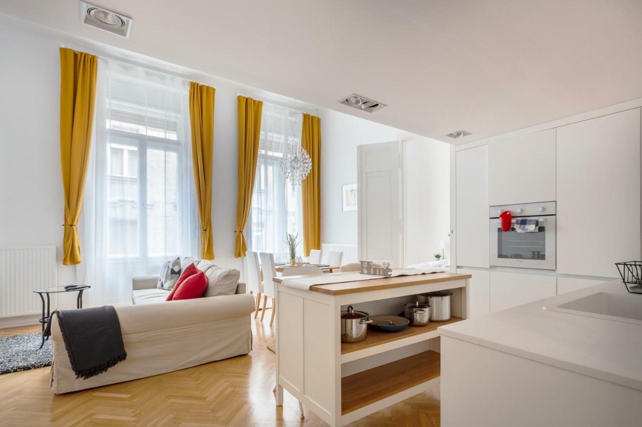 Exclusive Downtown Bella Home Будапеща Екстериор снимка