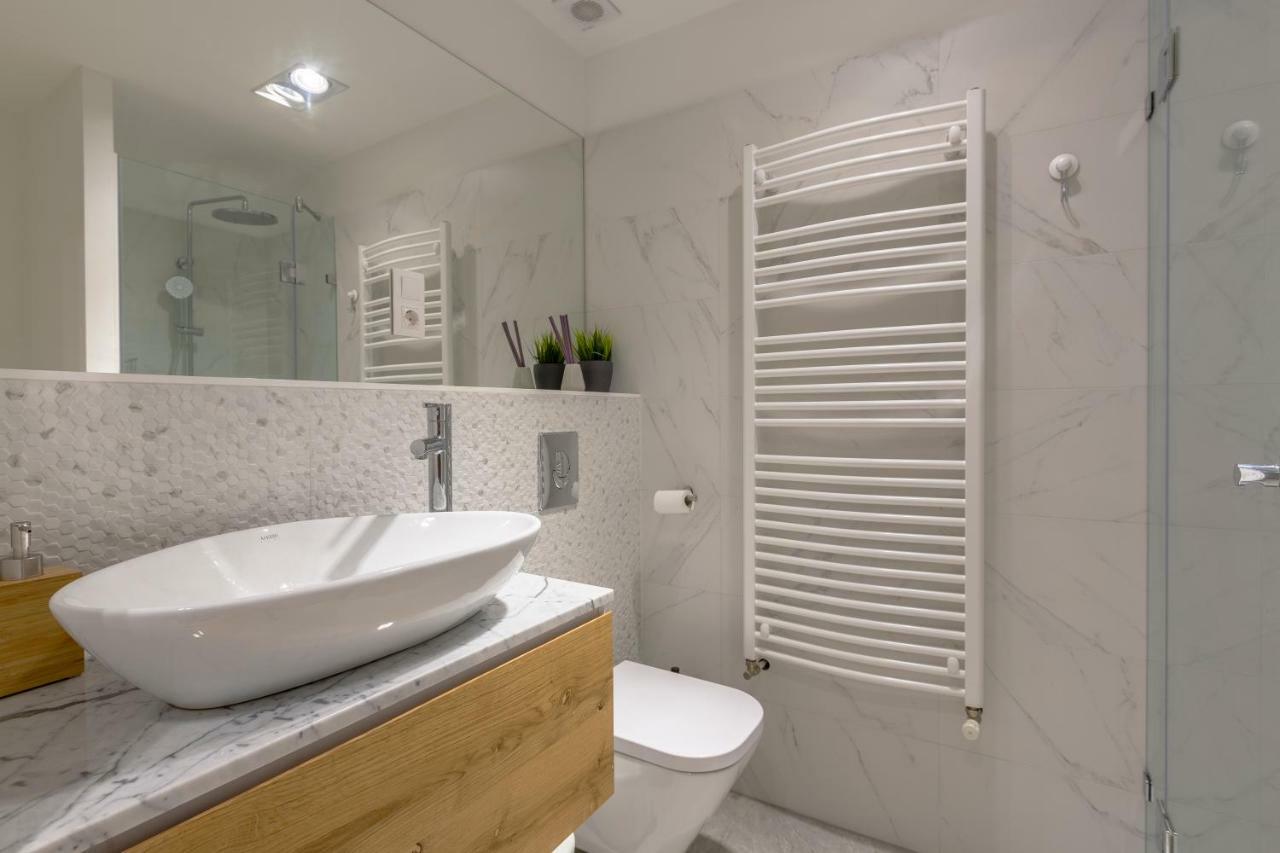 Exclusive Downtown Bella Home Будапеща Екстериор снимка