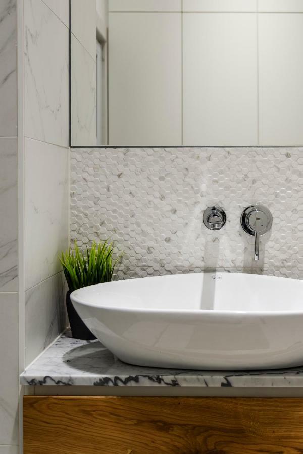 Exclusive Downtown Bella Home Будапеща Екстериор снимка