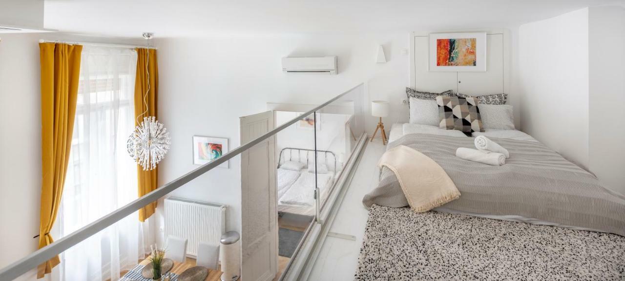 Exclusive Downtown Bella Home Будапеща Екстериор снимка