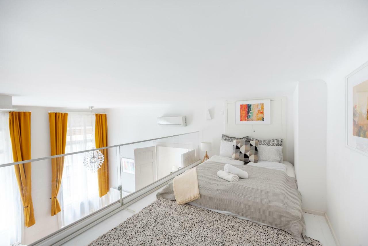 Exclusive Downtown Bella Home Будапеща Екстериор снимка
